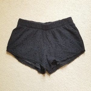 Active USA Lace Short